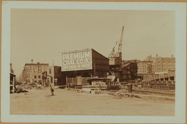 East River - Manhattan - Pier 50 - East Street - Rivington Street - [United States Volunteer Life Saving Corps.]., 1936
