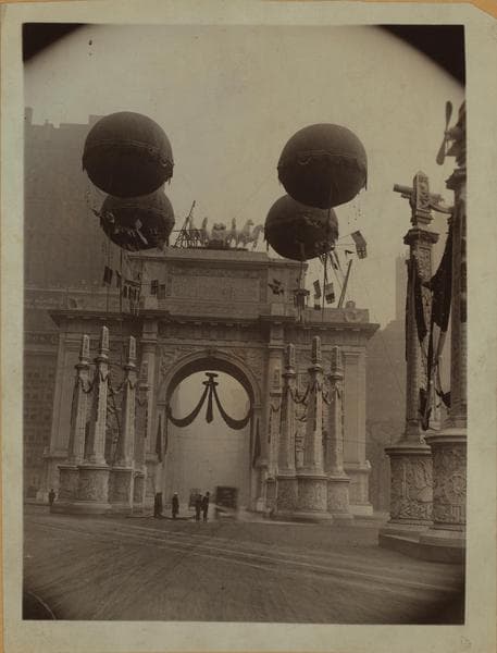Celebrations - Parades - Municipal events - The Victory Arch., 1918