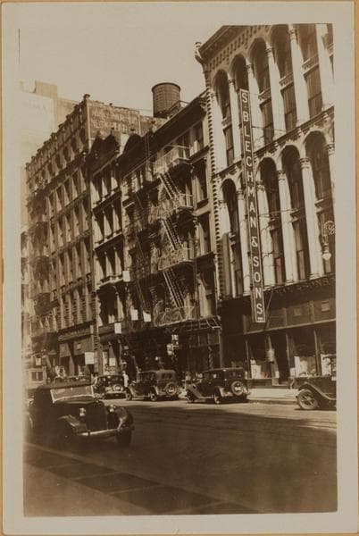 Manhattan: Broadway - Broome Street, 1935