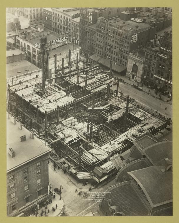 Woolworth Bldg. iron work, Broadway and Barclay St, 1911-12-02