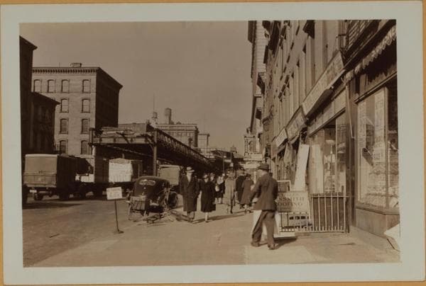 Manhattan: 6th Avenue - 12th Street (West), 1939