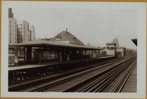 Manhattan: 50th Street - 2nd Avenue, 1942