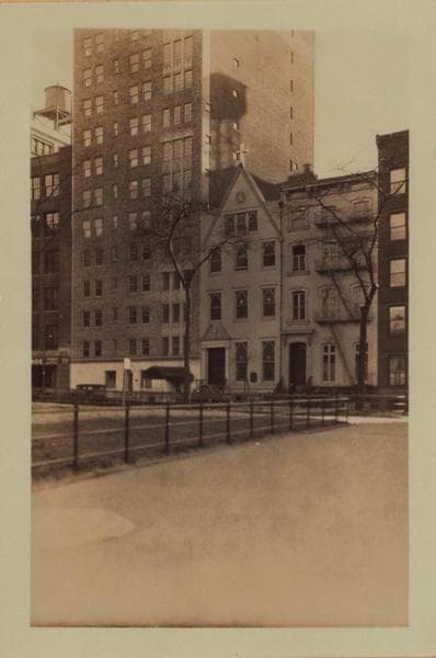 Manhattan: Washington Square South - West Broadway, 1928