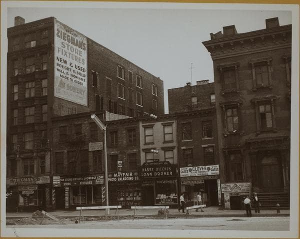 Manhattan: Bowery - Broome Street, 1956
