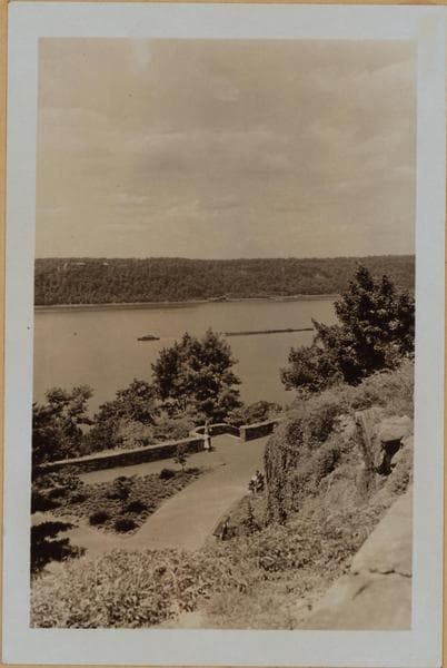 Manhattan: Fort Tryon Park., 1936