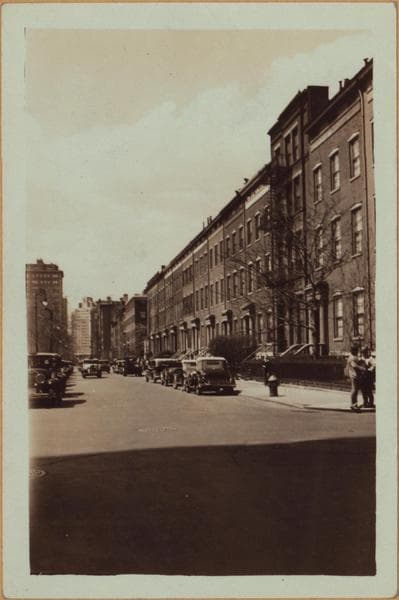 Manhattan: Washington Square North - University Place, 1933–1940
