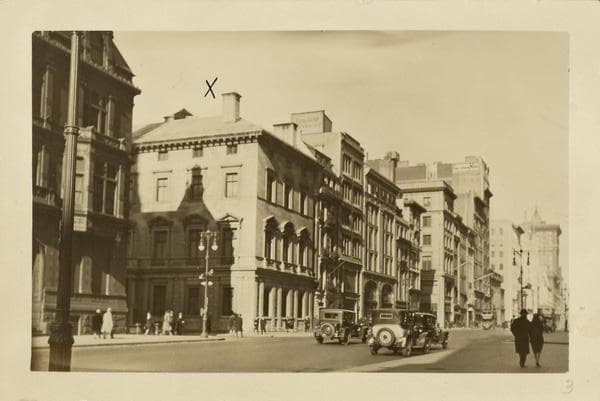 Manhattan: 5th Avenue - 49th Street, 1929