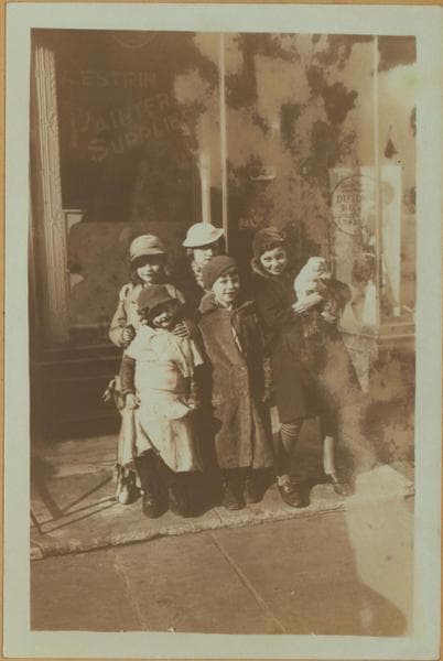 Thanksgiving ragamuffins, No.31-33., 1933