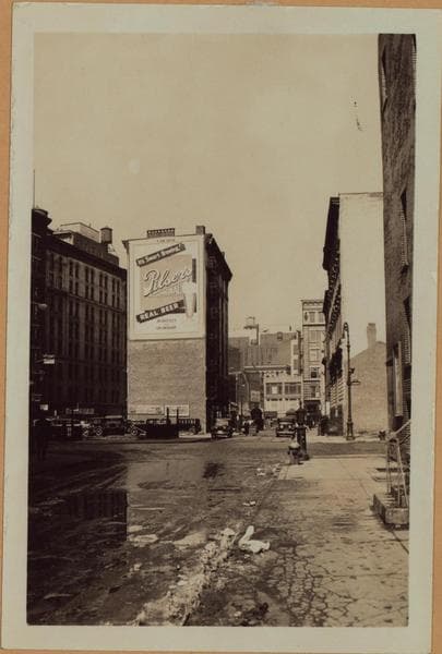 Manhattan: Mulberry Street - Houston Street (East), 1934