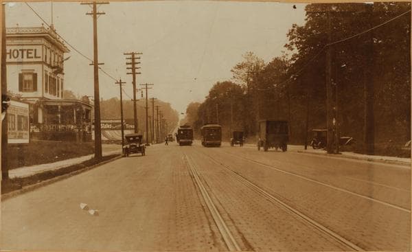 Bronx: Broadway - north from Mosholu Ave., 1917