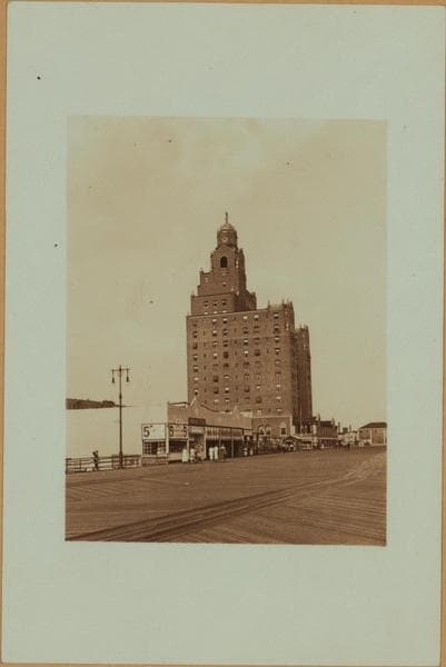 Islands - Coney Island - [Riegelmann boardwalk - Half-Moon Hotel.], 1927–1932