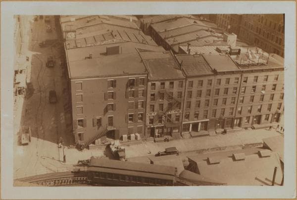 Manhattan: Coenties Slip - Water Street, 1929