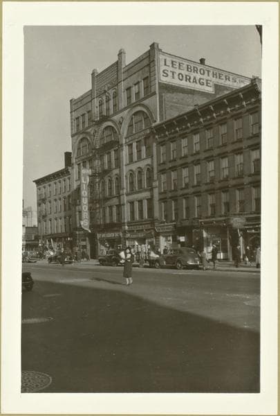 Manhattan: 8th Avenue - 122nd Street, 1941
