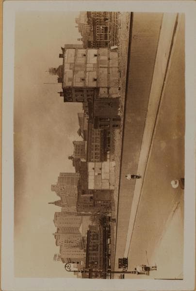 Manhattan: 49th Street - 5th Avenue, 1932