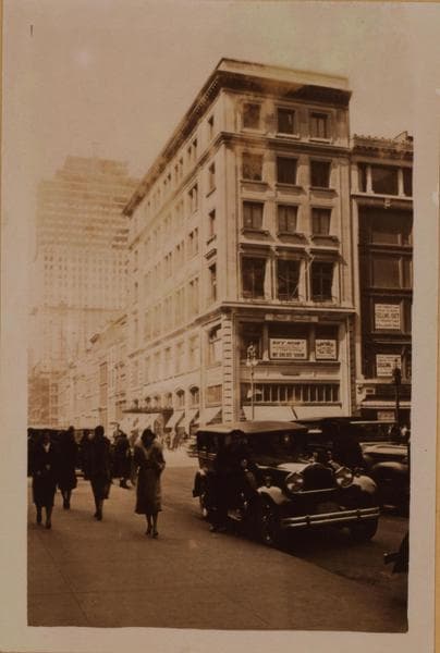 Manhattan: 50th Street (West) - 5th Avenue, 1932