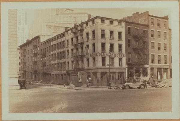 Manhattan: Old Slip - Front Street, 1930
