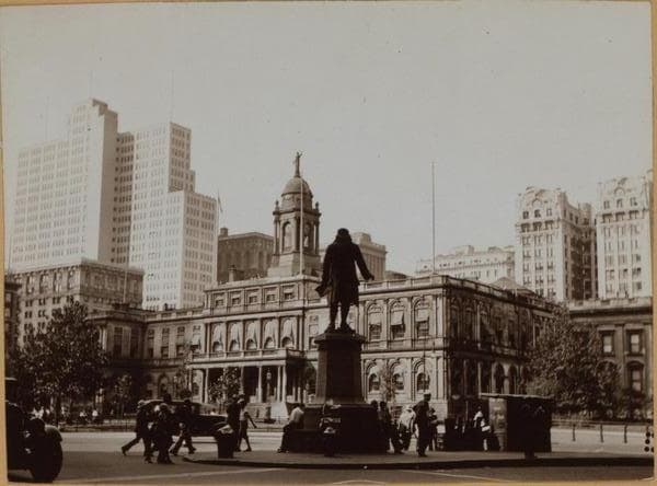 Manhattan: City Hall Park - [Benjamin Franklin statue.], 1933–1940