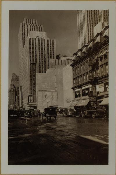 Manhattan: 6th Avenue - 48th Street (West), 1939