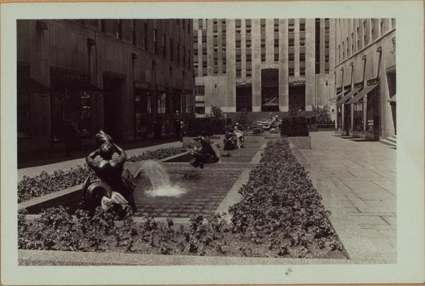 Manhattan: Rockefeller Promenade - 5th Avenue (West), 1938