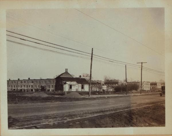 Queens: Northern Boulevard - 78th Street, 1923–1925