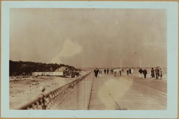 Staten Island - South Beach - [Liberty Baths.], 1937