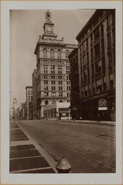 Manhattan: Broadway - Pearl Street, 1937–1938