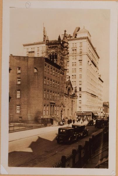 Brooklyn: Henry Street - Clark Street, 1929–1932