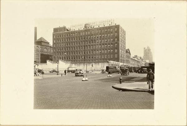 Manhattan: 14th Street - 9th Avenue, 1933