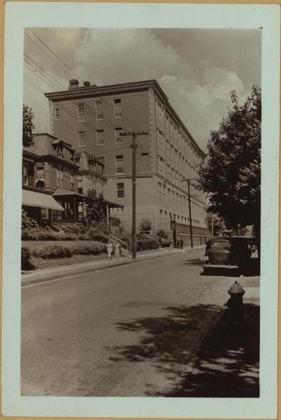 Richmond: St. Marks Place - Fort Place, 1937