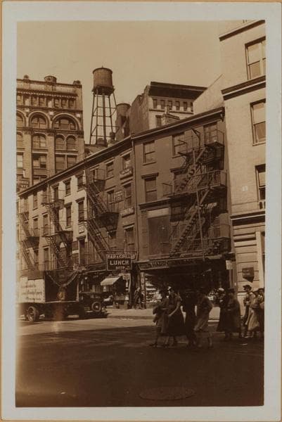 Manhattan: Broadway - 17th Street, 1935