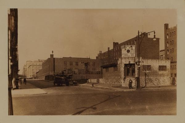 Manhattan: 67th Street - York Avenue, 1928–1935