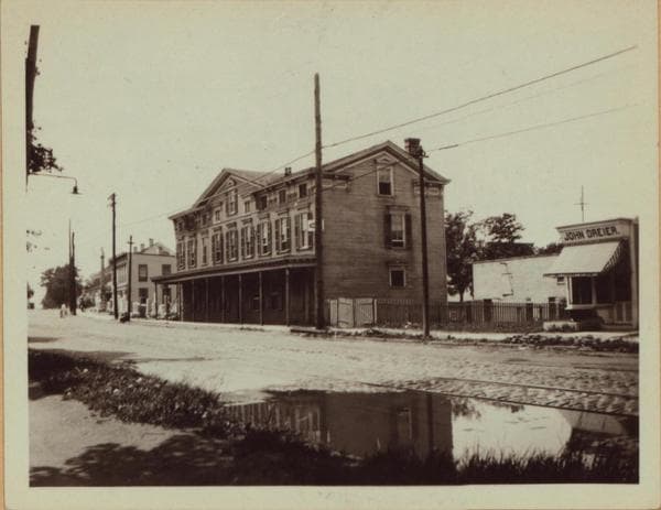 Queens: Metropolitan Avenue - 70th Street, 1922–1923