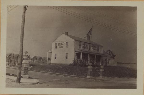Queens: Queens Boulevard - 62nd Avenue, 1926–1936