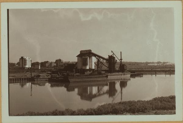 Flushing River - Queens - Roosevelt Avenue - [W. J. Sloan Furniture Company - Tisdale Lumber and Coal Company.], 1935