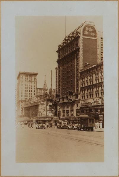 Manhattan: Broadway - 43rd Street (West), 1935