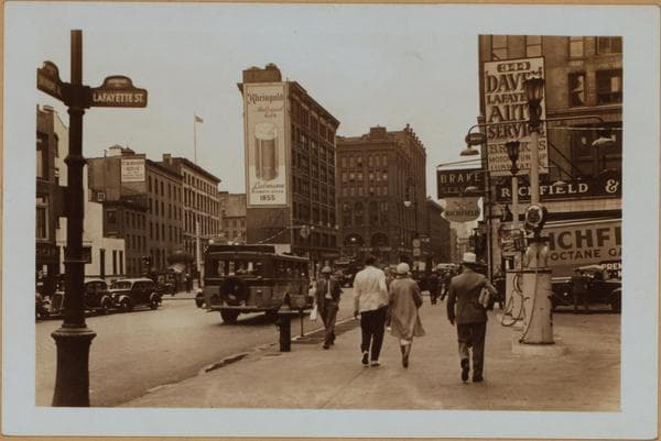 Manhattan: Lafayette Street - Shinbone Alley, 1936