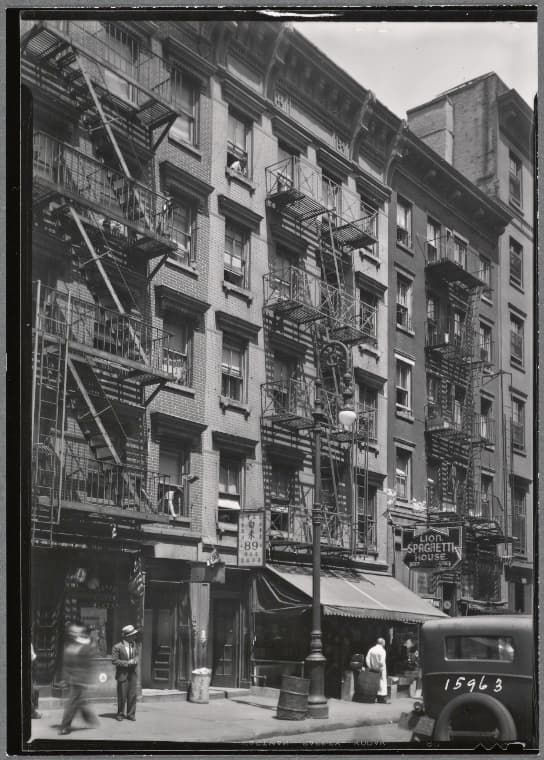 Tenements & storefronts; Lion Spaghetti House, Niagara Bakery: 87-91 Mulberry St.-Walker-Bayard, Manhattan, 1936