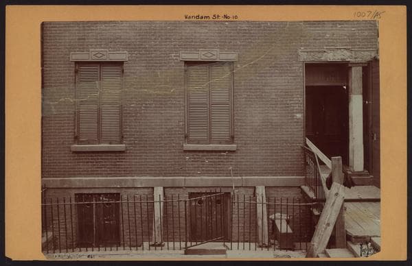 Manhattan: Vandam Street - MacDougal Street