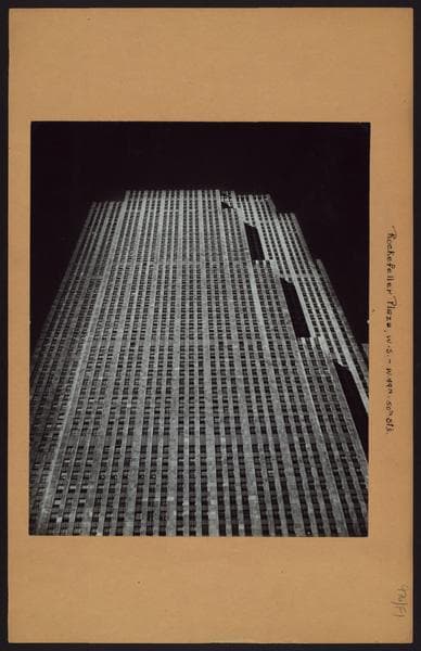Manhattan: Rockefeller Plaza - 49th Street (West)
