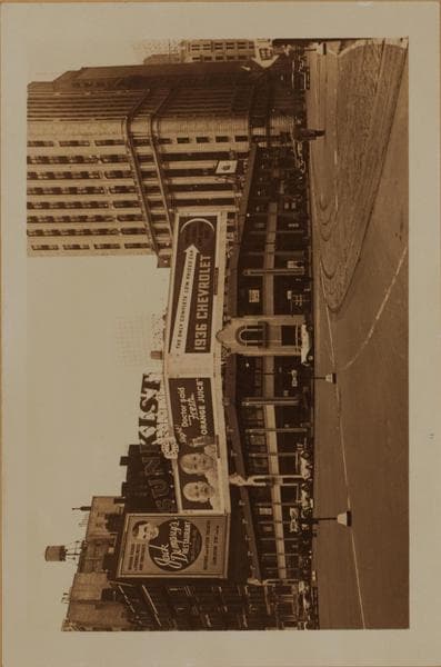 Manhattan: 59th Street - Broadway, 1930–1935