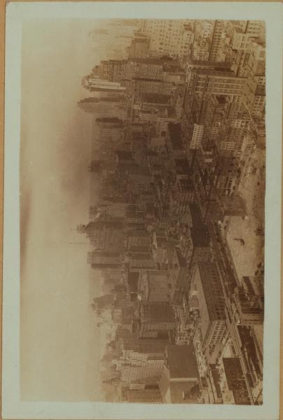 General view - 5th Avenue - West. [Manhattan: 5th Avenue - 47th Street ; Flint and Horner Building ; Paramount Building ; Lakner Building.], 1931–1933