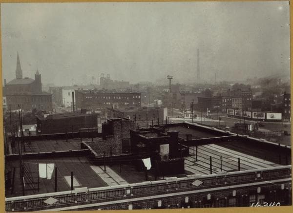 Queens: Jackson Avenue - 165th Street (East)