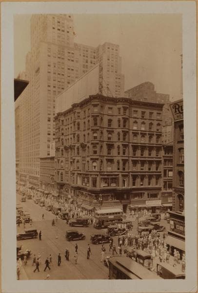 Manhattan: 42nd Street - 5th Avenue., 1905–1929
