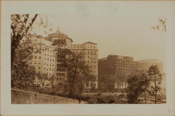 Manhattan: 5th Avenue - 106th Street, 1923–1933