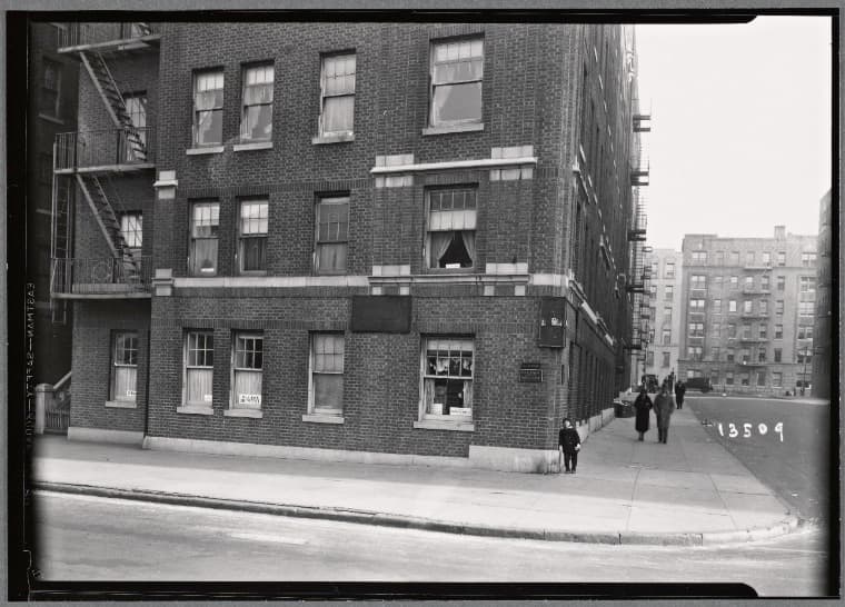 closer view of #13508: 400 E. 145th St.-Willis Av, Bronx, 1934