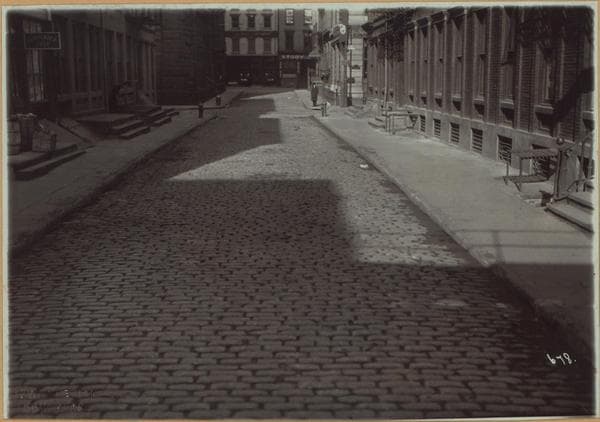 Manhattan: Moore Street - Water Street, 1918