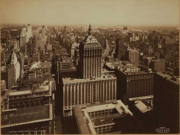 General view - [Manhattan - 42nd Street (East) - Lincoln Building (North).], 1930
