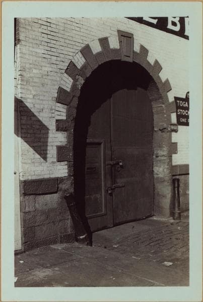 Manhattan: South Street - Between Pike and Market Slips., 1938–1939