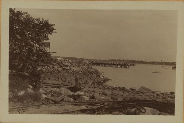 East River - Clason's Point - Bronx - [Clason's Point ferry - United States Volunteer Life Saving Corps.], 1920–1932