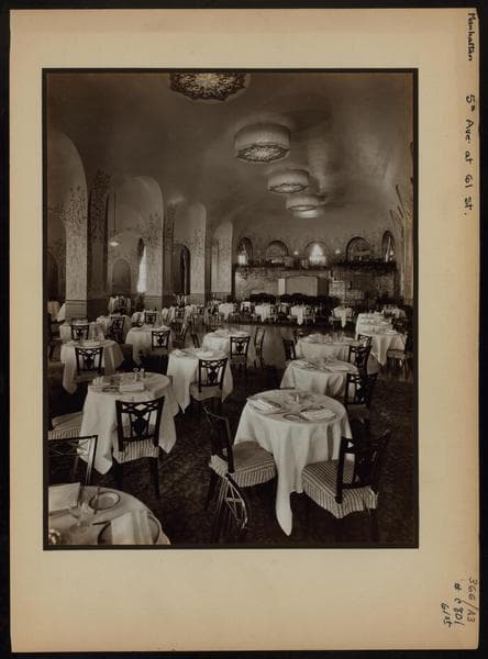 Manhattan: 5th Avenue - 61st Street, 1933